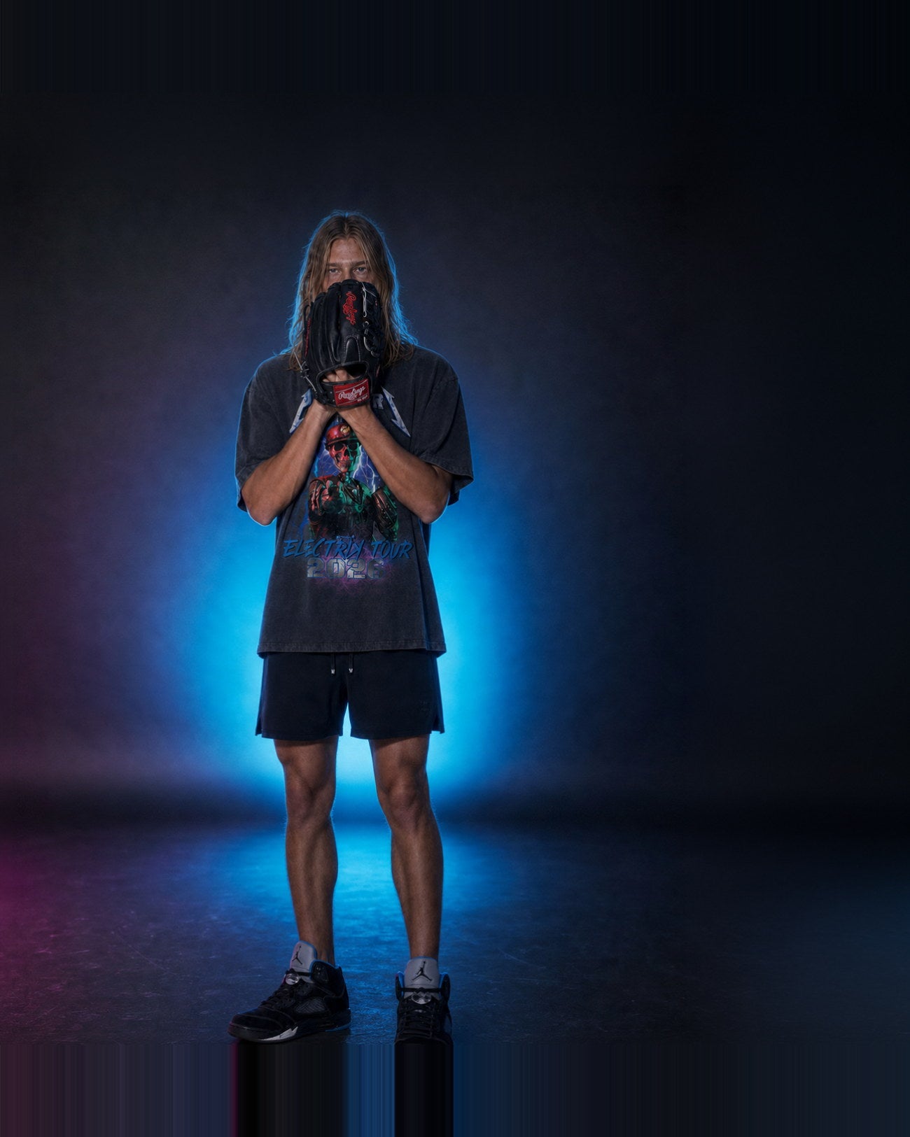 Electrik Tour Washed Tee, glove up